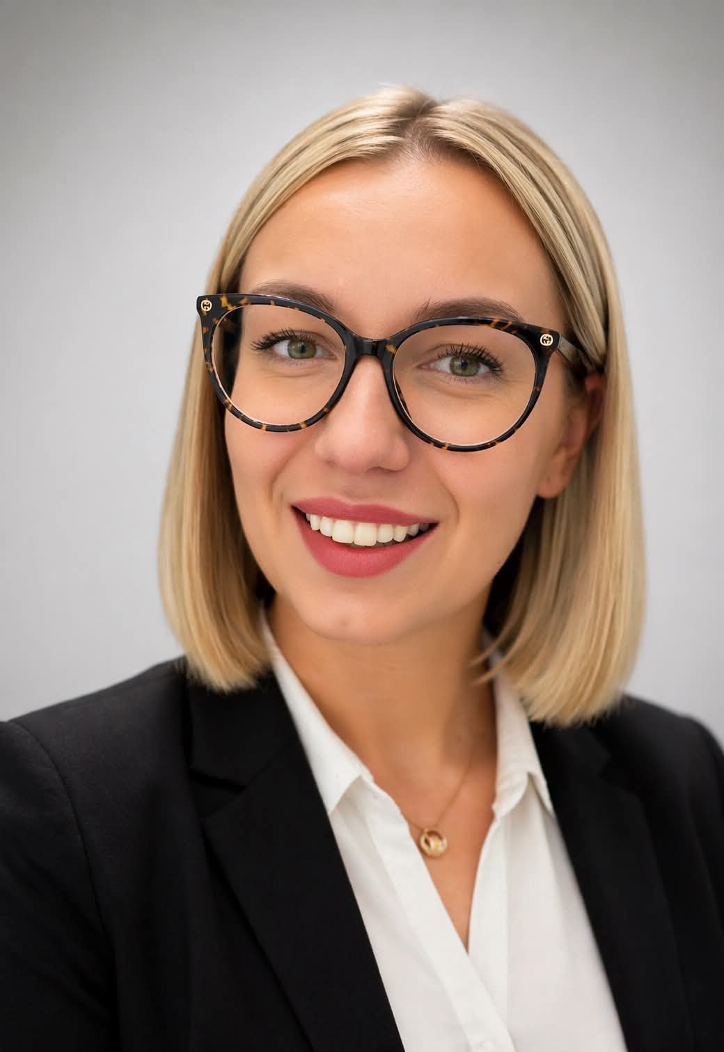 Karolina portrait